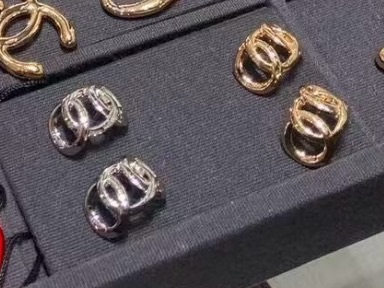 Chanel Earring 09yxs281